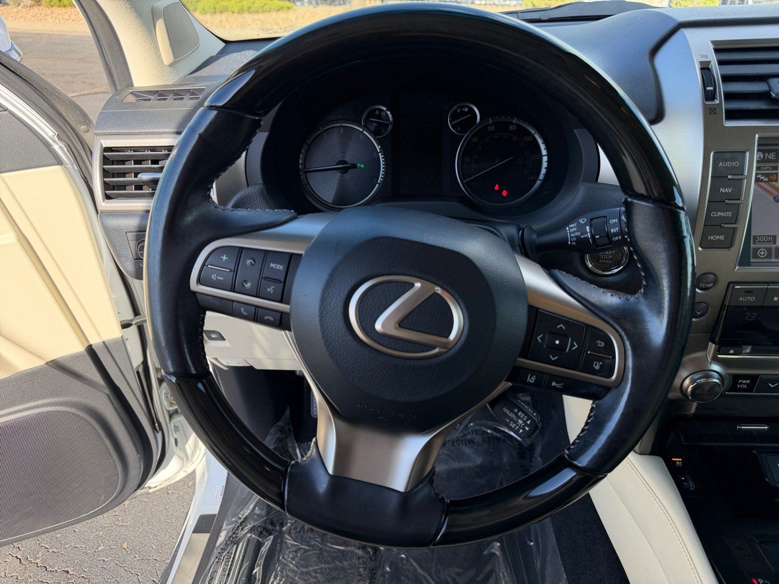 Used 2020 Lexus GX 460 Premium AWD/4WD image 9