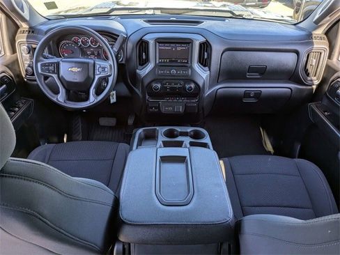 Used 2023 Chevrolet Silverado 2500 Custom w/ Custom Value Package image 15