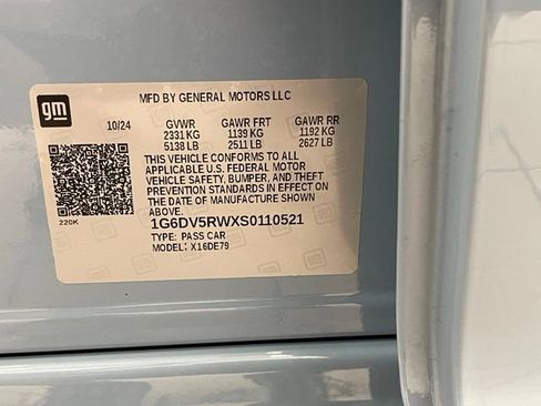 Used 2025 Cadillac CT5 V w/ LPO, ONYX Package AWD/4WD image 26