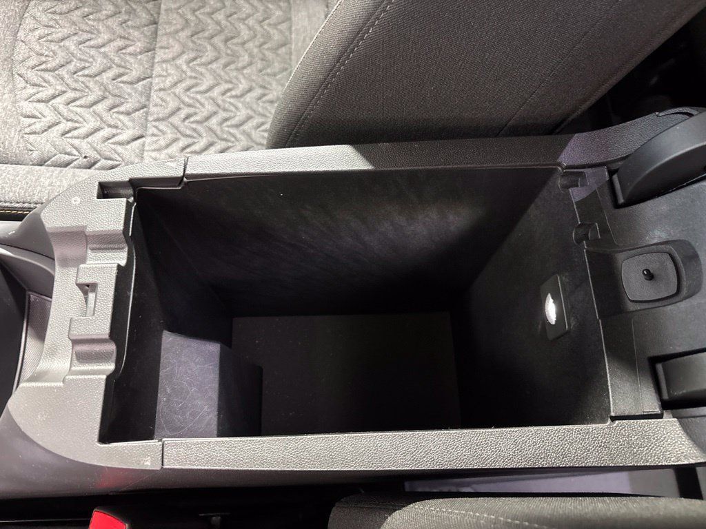 Used 2024 Chevrolet Equinox LT w/ LPO, Floor Liner Package AWD/4WD image 25