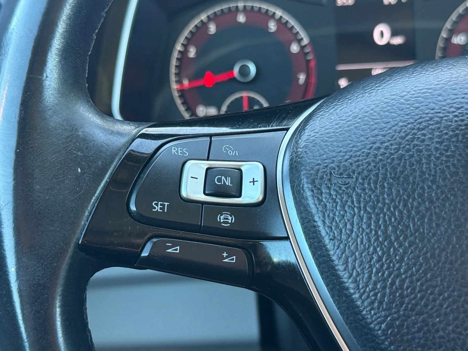 Used 2019 Volkswagen Jetta SE FWD image 27