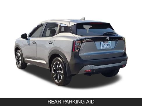 Used 2025 Nissan Kicks SV w/ SV Premium Package AWD/4WD image 7