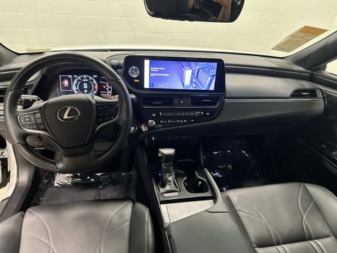 Used 2023 Lexus ES 350 Ultra Luxury w/ Accessory Package (Z1) FWD image 29