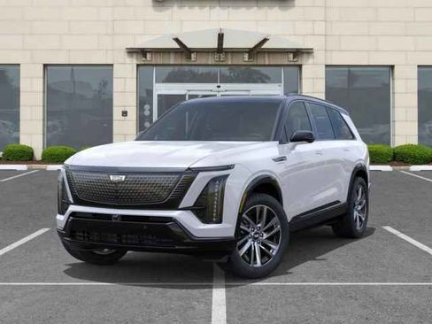 New 2026 Cadillac Vistiq Sport w/ LPO, Floor Liner Package AWD/4WD image 7