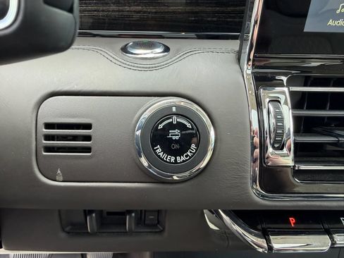 Used 2021 Lincoln Navigator L Black Label AWD/4WD image 27