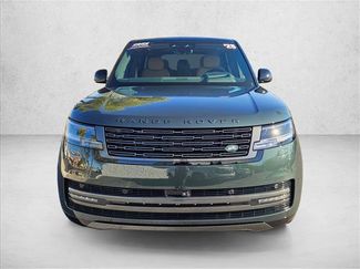 Used 2025 Land Rover Range Rover SE video 2