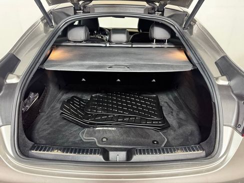 Used 2023 Mercedes-Benz GLC 300 4MATIC Coupe image 6