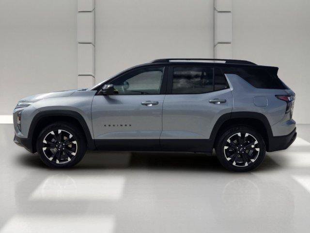 Used 2026 Chevrolet Equinox RS w/ Convenience Package III FWD image 2