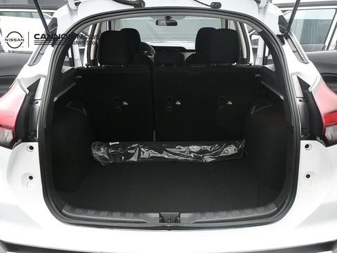 New 2025 Nissan Kicks Play S FWD image 21