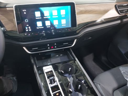 New 2026 Volkswagen Atlas SE image 20