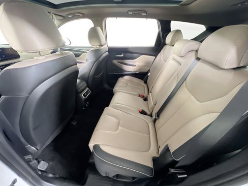 Used 2022 Hyundai Santa Fe Limited image 25
