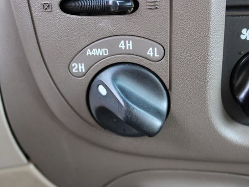 Used 1997 Ford Expedition Eddie Bauer image 19