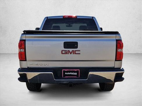 Used 2017 GMC Sierra 1500 w/ Sierra Convenience Package image 6