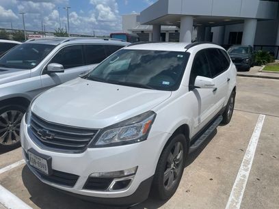 Used 2017 Chevrolet Traverse LT