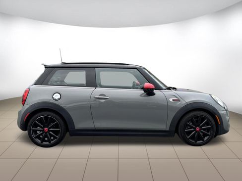 Used 2017 MINI Cooper S FWD image 8