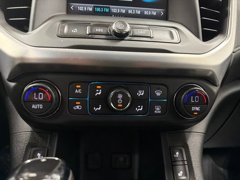 Used 2018 GMC Acadia SLE w/ Driver Alert Package I AWD/4WD image 10