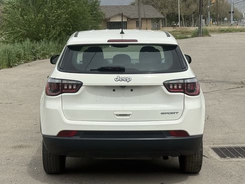 Used 2017 Jeep Compass Sport FWD image 5