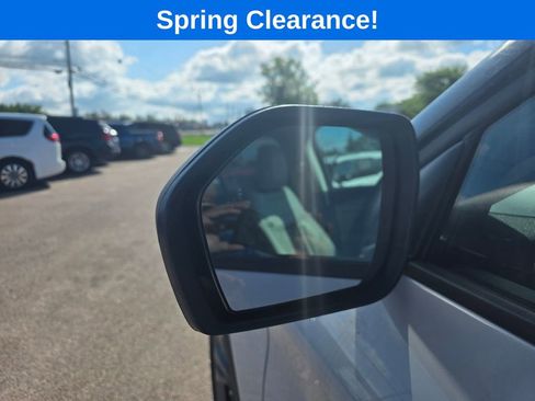 Used 2026 Ford Explorer Active w/ Active Comfort Package AWD/4WD image 12