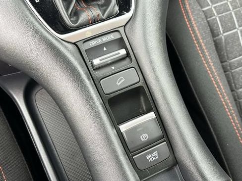 Used 2025 Honda HR-V Sport image 19