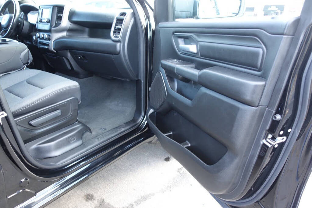 Used 2024 RAM 1500 Tradesman w/ Sport Appearance Package AWD/4WD image 34
