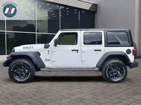 Used 2023 Jeep Wrangler Unlimited w/ Cold Weather Group image 2