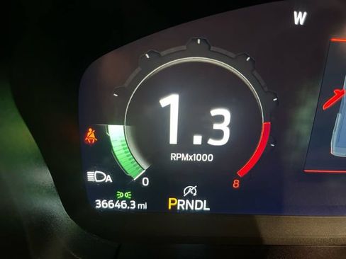 Used 2025 Ford Explorer ST-Line AWD/4WD image 15