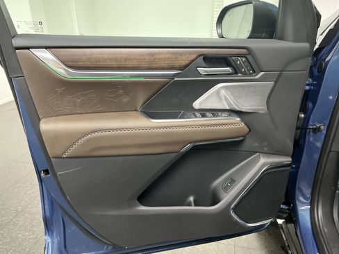 New 2026 GMC Acadia Denali Ultimate image 60