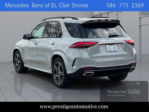 Used 2025 Mercedes-Benz GLE 450 4MATIC image 3