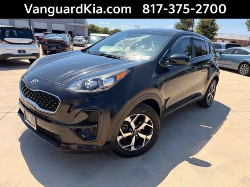 Certified 2022 Kia Sportage LX FWD image 1