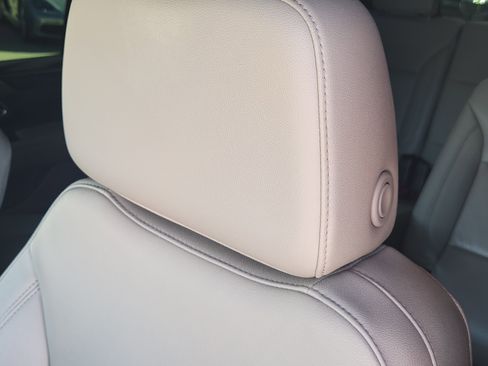 Used 2023 Chevrolet Tahoe Z71 w/ Luxury Package image 18