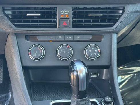 Used 2019 Volkswagen Jetta S w/ Driver Assistance Package FWD image 18