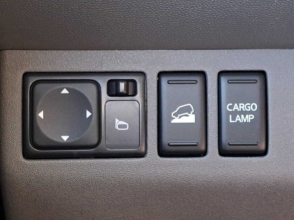 Used 2016 Nissan Frontier SV AWD/4WD image 23