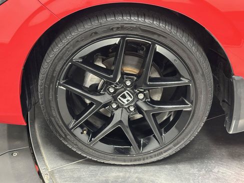 Used 2023 Honda Civic Sport image 18