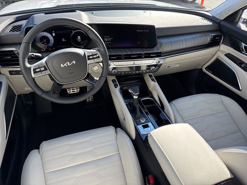Used 2025 Kia Telluride SX Prestige image 22