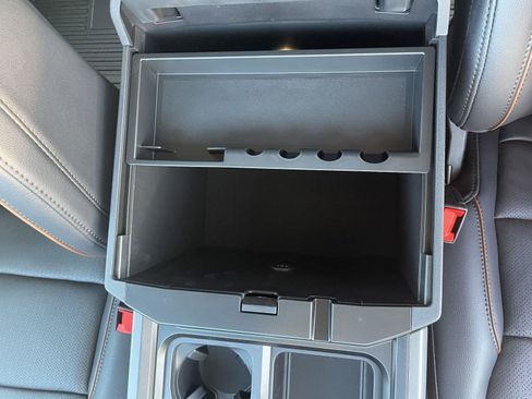 New 2026 Ford F250 Lariat w/ Black Appearance Package image 24