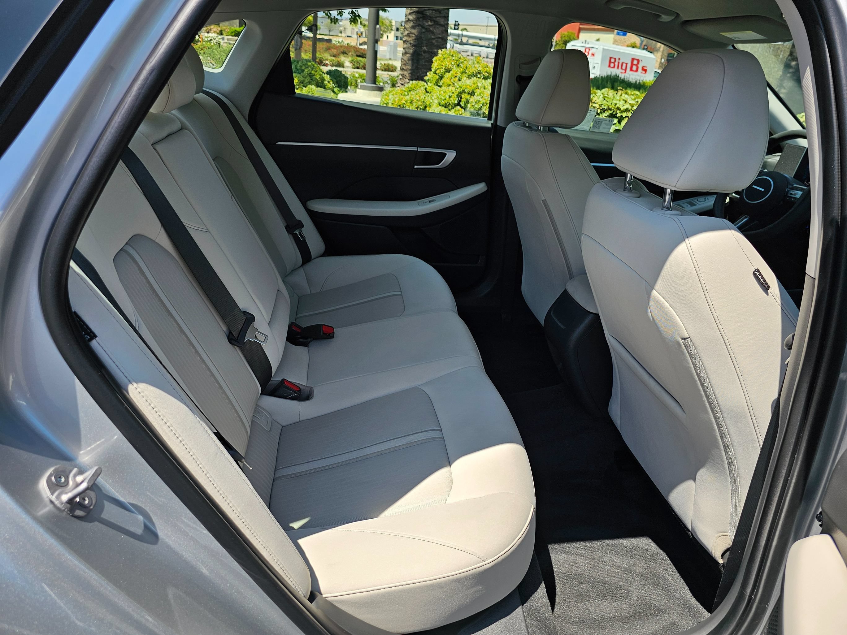 Used 2025 Hyundai Sonata SEL FWD image 25
