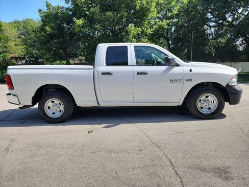 Used 2015 RAM 1500 Tradesman RWD image 11
