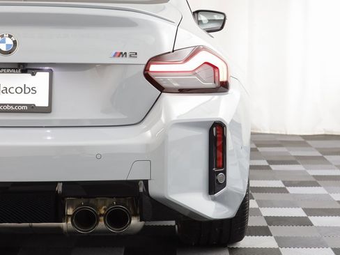 Used 2025 BMW M2 w/ Lighting Package image 18