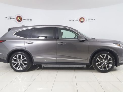 Used 2023 Acura MDX SH-AWD w/ Technology Package image 2