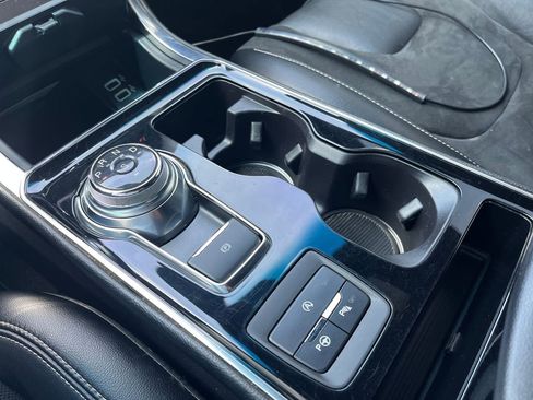 Used 2019 Ford Edge ST w/ Equipment Group 401A AWD/4WD image 21