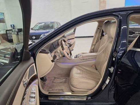 Used 2017 Mercedes-Benz S 550 4MATIC Sedan image 38