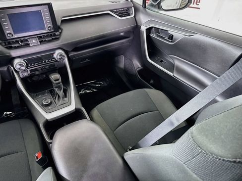 Certified 2022 Toyota RAV4 LE AWD/4WD image 25