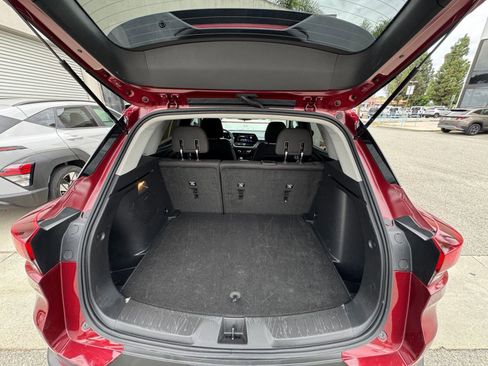 Used 2025 Chevrolet TrailBlazer LT image 29