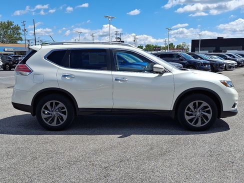 Used 2016 Nissan Rogue SL AWD/4WD image 4