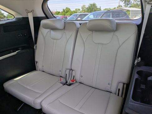 Certified 2026 Kia Sorento S FWD image 19