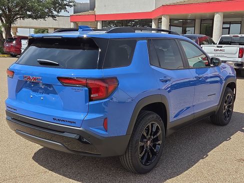 New 2026 GMC Terrain Elevation FWD image 4