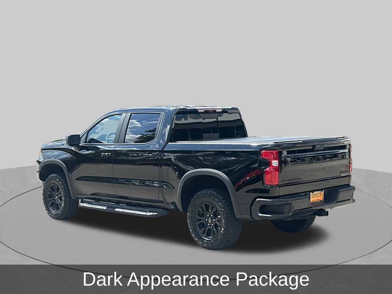 Used 2024 Chevrolet Silverado 1500 ZR2 w/ Technology Package AWD/4WD image 3