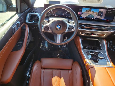 Used 2025 BMW X6 xDrive40i AWD/4WD image 15