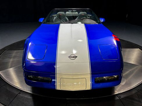 Used 1996 Chevrolet Corvette Convertible RWD image 10