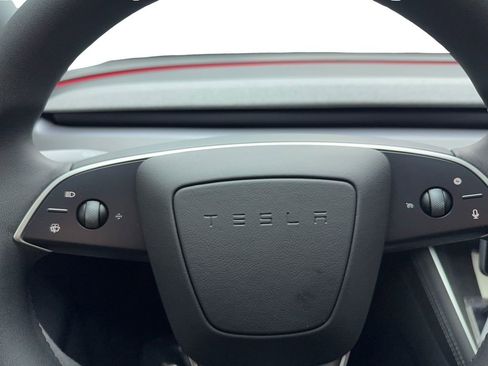 Used 2026 Tesla Model Y AWD image 45